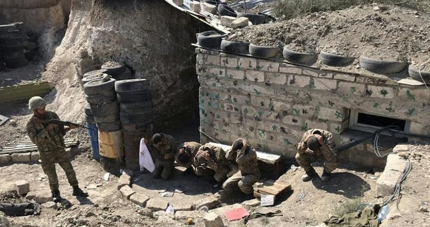 Azərbaycan Ordusu düşmənin bir qrup hərbi qulluqçusunu əsir götürdü- FOTOLAR