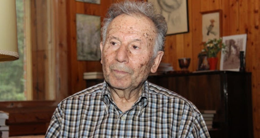 Dünya şöhrətli azərbaycanlı yazıçı Qarabağdan yazdı