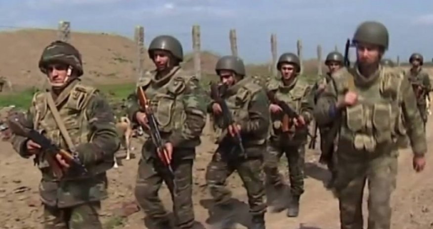 Азербайджанская армия не попала в окружение