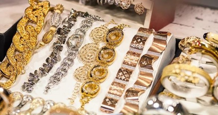 Azərbaycanda qızıl və gümüş ucuzlaşdı