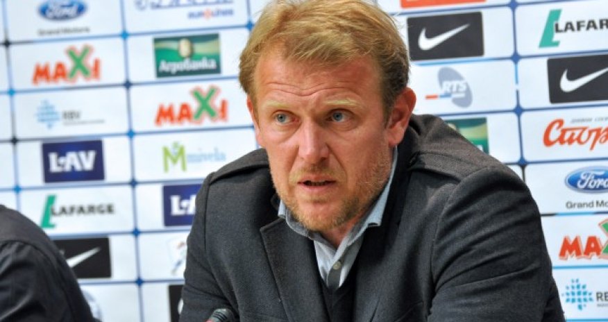 Millimizin sabiq baş məşqçisi istefaya göndərildi