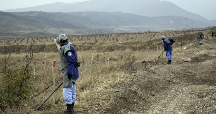 Suqovuşana gedən yol minalardan təmizlənir
