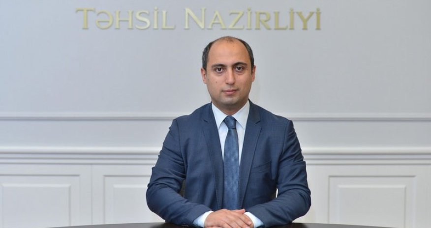 Təhsil nazirindən məktəbdə valideynlərdən pul yığılması ilə bağlı açıqlama