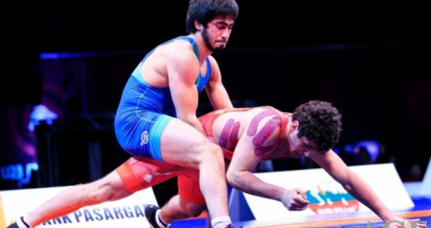 Güləşçimiz erməni rəqibini məğlub etdi