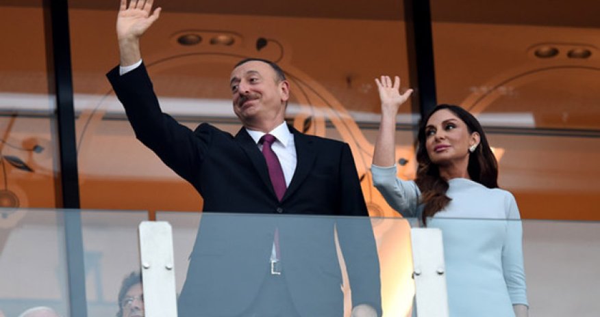 Prezident və xanımı Teymur Rəcəbovu təbrik etdi