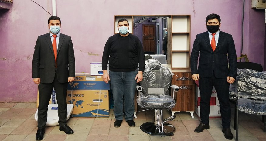 Unibank özünüməşğulluq layihəsini başa çatdırıb