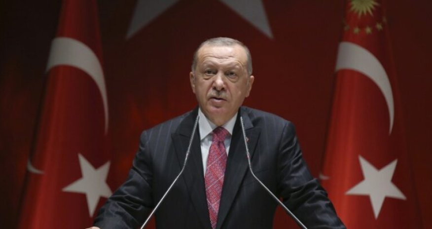 Ərdoğana COVİD-19-a qarşı peyvənd vuruldu - VİDEO