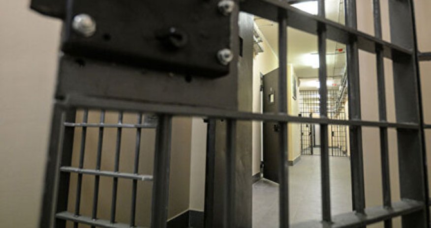 Salyanda saxlanılan vəzifəli şəxsə cinayət işi açıldı