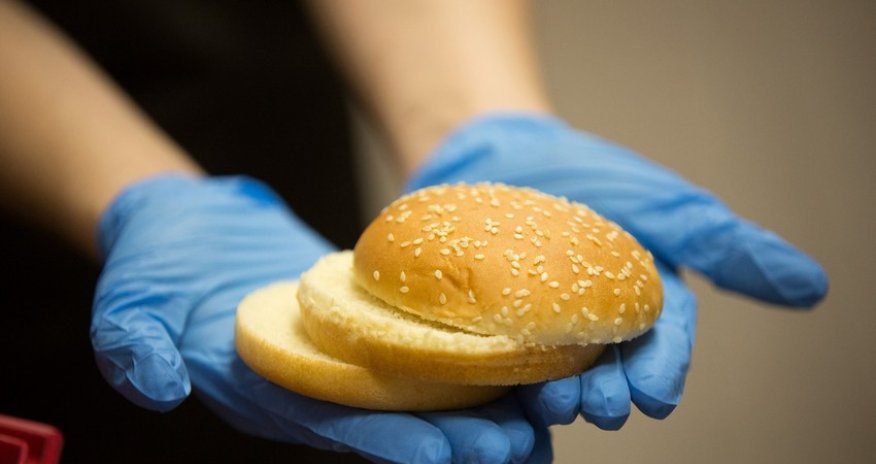 Azərbaycandakı “McDonalds”lar üçün çörək Gürcüstandan gətiriləcək