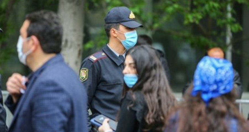 Açıq havada maska taxmaqla bağlı - DİN-dən açıqlama