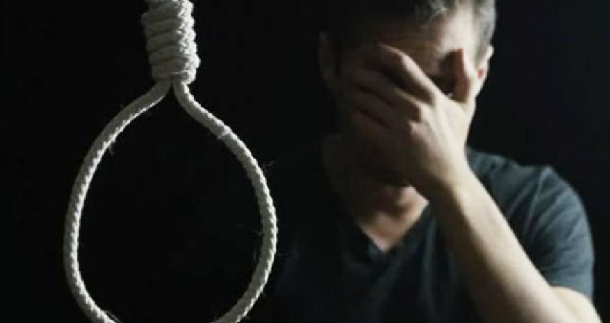 Azərbaycanda qazi özünü evində asdı