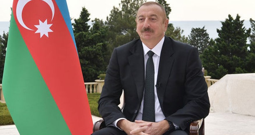 Prezident şəhid ailələri və müharibə əlilləri ilə görüşdü