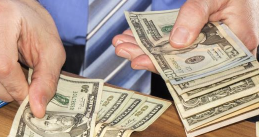 Azərbaycanda dollara tələbat kəskin azaldı