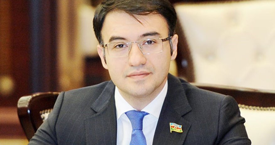 Deputat hərbçilərin əməkhaqlarından yazdı