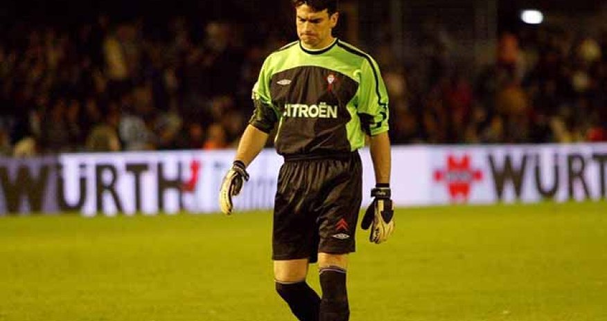 Argentina millisinin sabiq futbolçusu maşınla adam vurub öldürdü