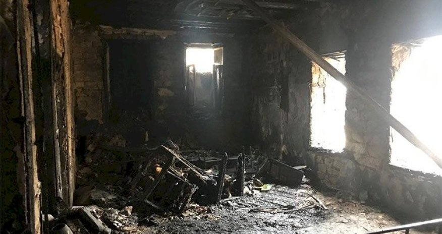 Tovuzda ev yandı, xəsarət alan var