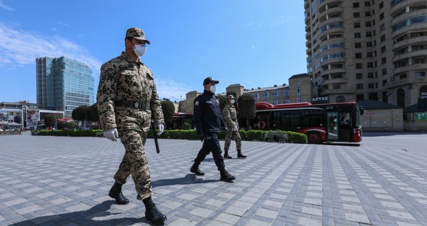 Əvvəl kafe-restoran bağlanacaq, sonra SMS-icazə olacaq - Həkim - VİDEO