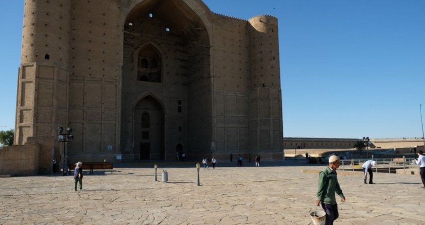 Казахстан вводит туристский взнос с иностранцев