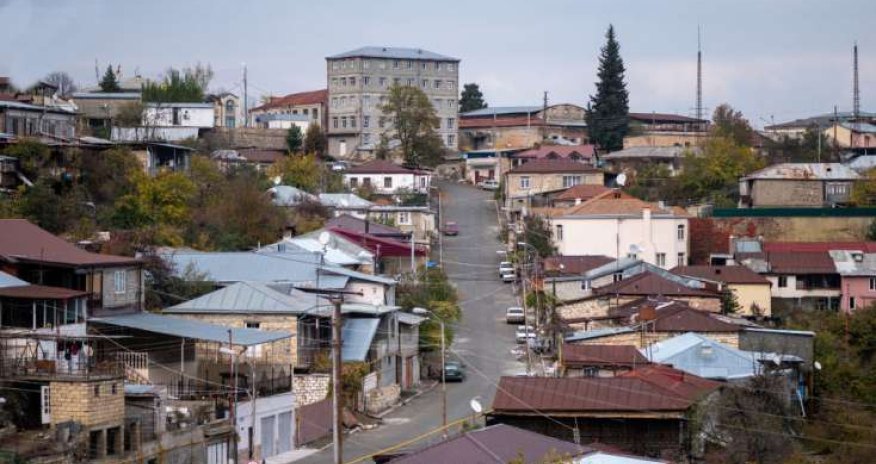 Ermənilər Xankəndində evləri satışa çıxardı - Ümidlər Azərbaycana qalıb