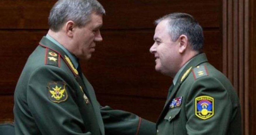 Valeri Gerasimov Ermənistanın baş qərargah rəisi ilə görüşüb
