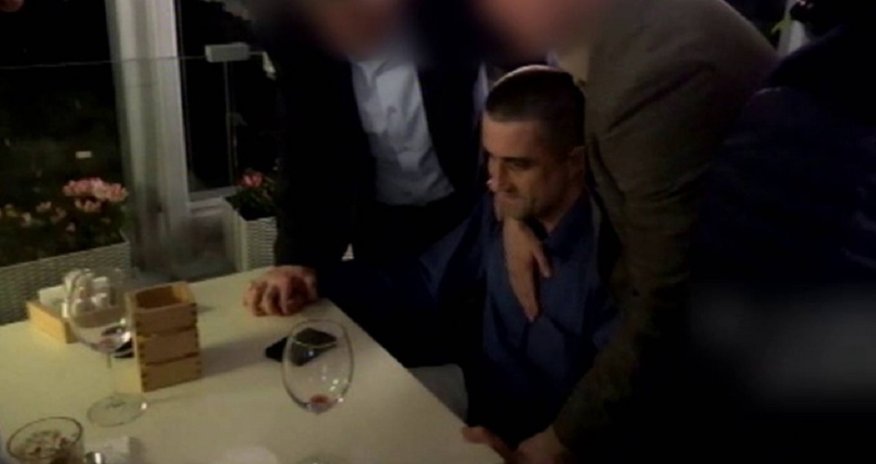 Rusiya FTX-si Ukrayna konsulunun saxlanılmasını əks etdirən görüntüləri yaydı - VİDEO