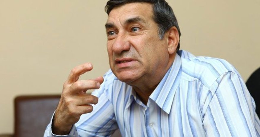 Arif Quliyev vəziyyəti kritikdir - koronavirusa yoluxub