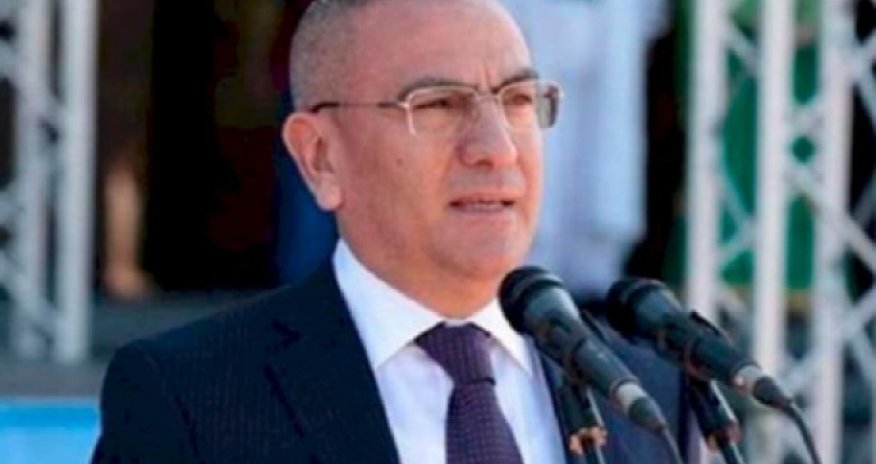 Saxlanılan icra başçısının bayatı dediyi VİDEO