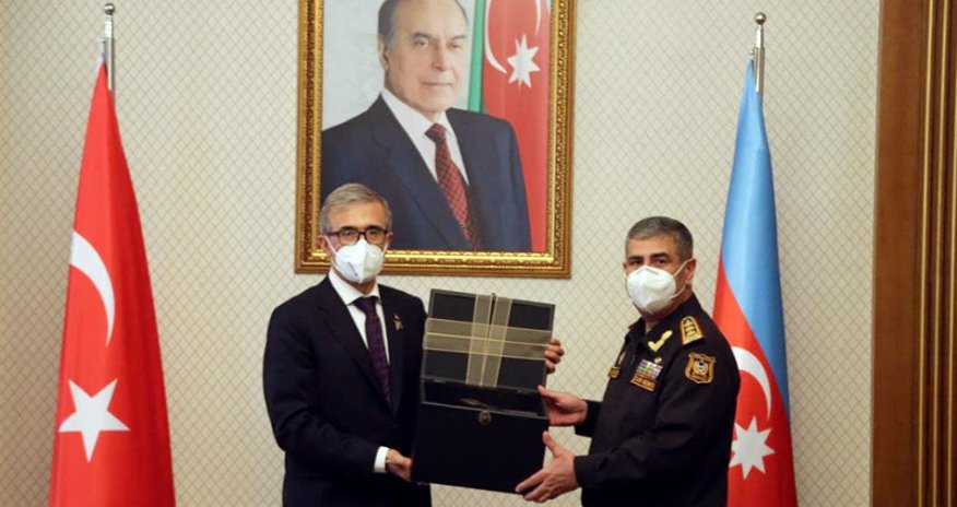 Zakir Həsənov Türkiyə müdafiə sənayesini təmsil edən nümayəndə heyəti ilə görüşüb - FOTO