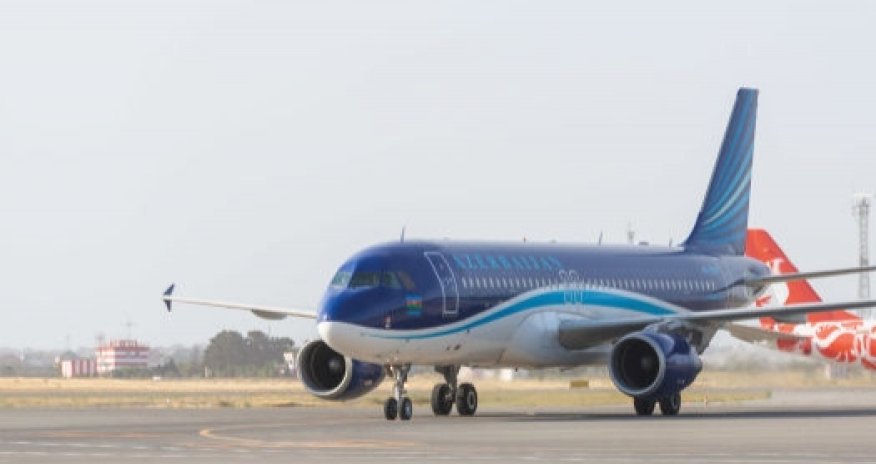 AZAL начнет летать в Лондон с июня