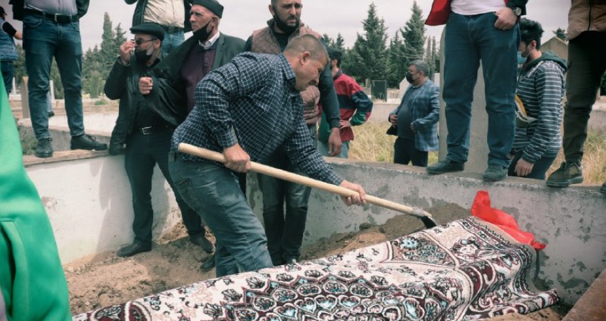 İctimai fəal Bayram Məmmədov belə dəfn edildi-VİDEO