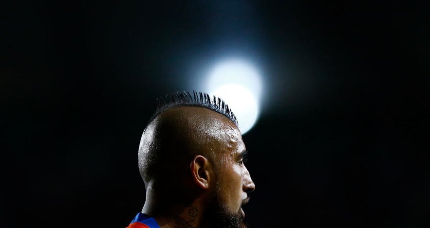 Məşhur futbolçu xəstəxanaya yerləşdirildi