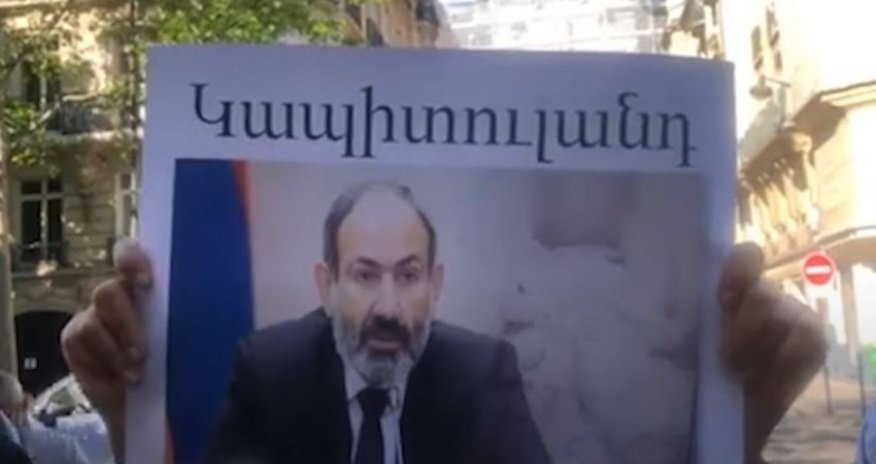 Nikol Paşinyan Parisdə təhqir edildi - FOTOLAR