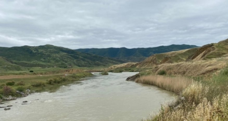 На обеспечение Агджабединского и Бардинского районов водой выделено 1,4 млн манатов
