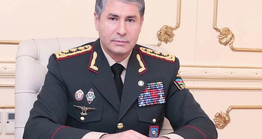 Vilayət Eyvazov iki rəisi işdən çıxartdı