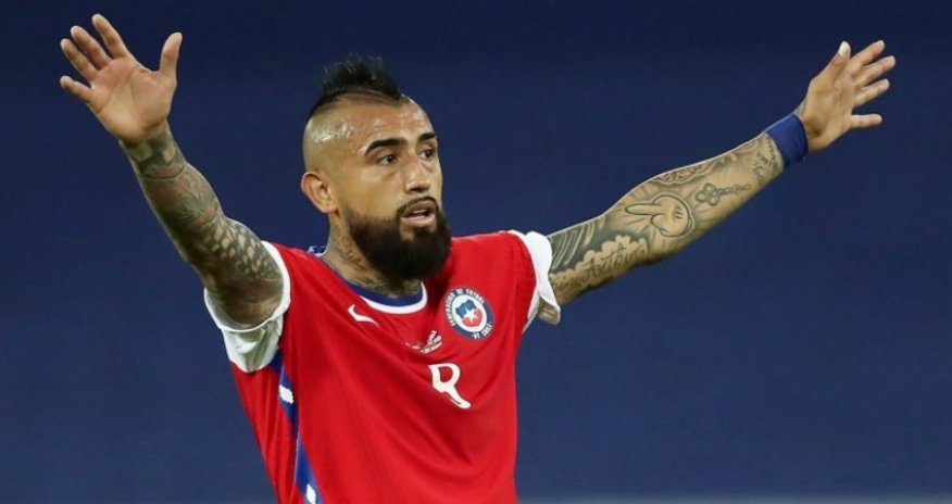 Игроков сборной Чили накажут за посещение парикмахера