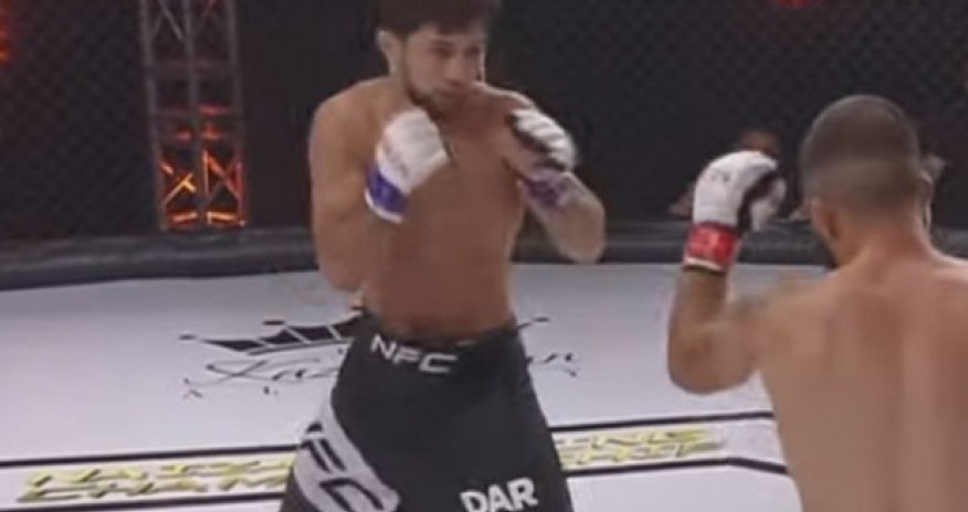 Azərbaycanlı döyüşçü ermənini məğlub etdi