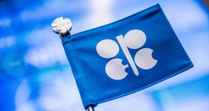 РФ и Саудовская Аравия принципиально готовы к увеличению нефтедобычи, обсуждается рост на 2 млн б/с с пролонгацией на 2022г