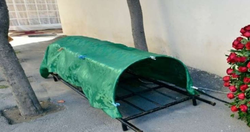 Məşhur müğənni vəfat etdi - VİDEO(FOTO)