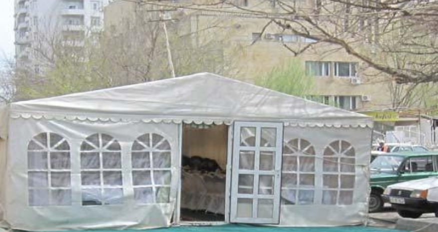 Tanınmış jurnalist vəfat etdi — FOTO