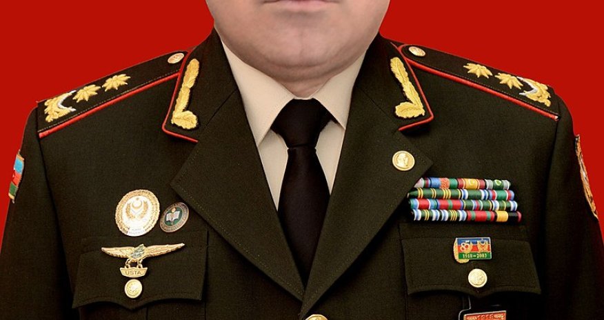 Prezident Baş Qərargah rəisinin müavinini vəzifəsindən azad etdi