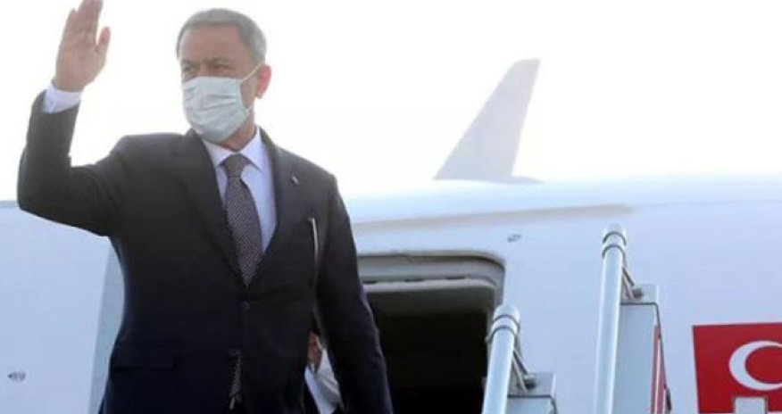 Hulusi Akarın təyyarəsi təcili eniş etdi