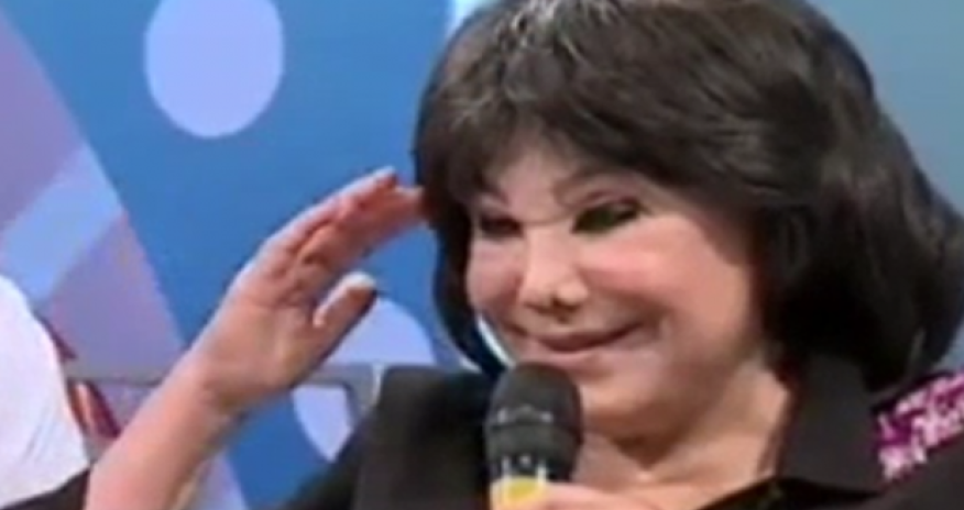 Flora Kərimova Prezidentə hərbi salam verdi - “Sizi sevirəm, oğul”