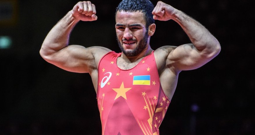 Токио-2020: Пярвиз Насибов вышел в финал