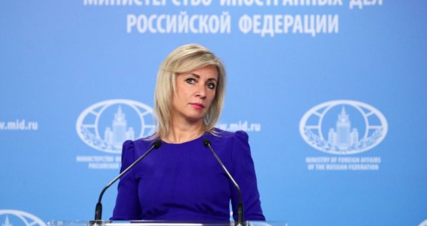 Захарова ответила Зеленскому: кидаешь камни и уезжаешь в Европу