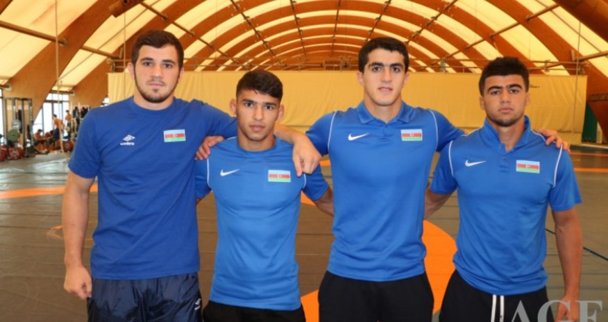 Чемпионат мира: Азербайджанские борцы вышли в полуфинал