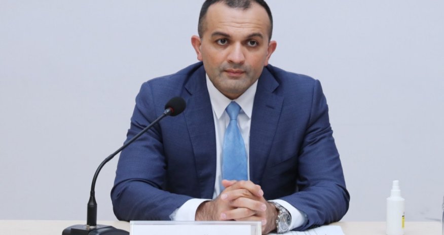 Təhsil nazirinin müşaviri saxta COVID pasportu ilə bağlı xəbərdarlıq edib