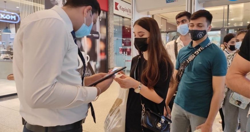 COVID-19 pasportunun yoxlanılmasına başlanıldı - FOTOLAR