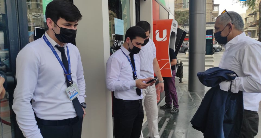 Nizami mall-da bu şəxslər də içəri buraxılır - FOTOLAR+VIDEO