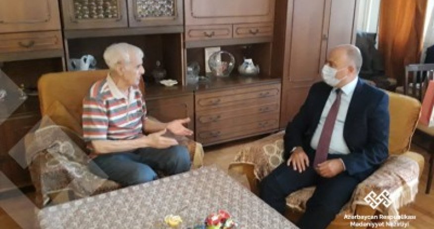 Rəfiqə Axundovaya “Şöhrət” ordeni belə təqdim edildi - Foto