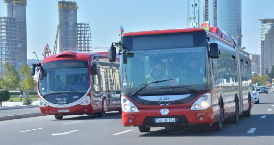 В Азербайджане закрыли общественный транспорт